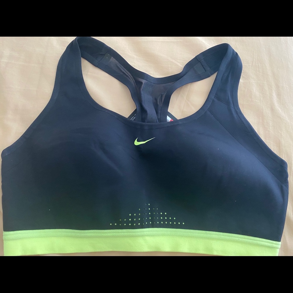 Nike Dri-Fit Sports Bra
